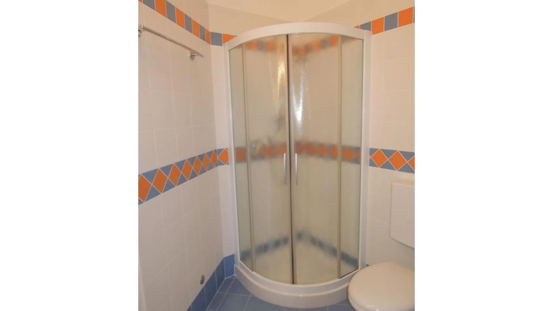 Cozy Apartment With Swimming Pool - Beahost ビビオーネ